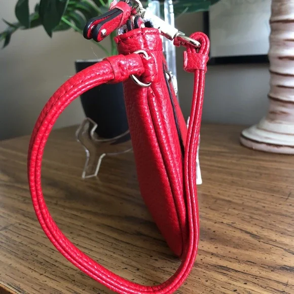 VIBRANT Lipstick Red Large Wristlet - Picture 9 of 14